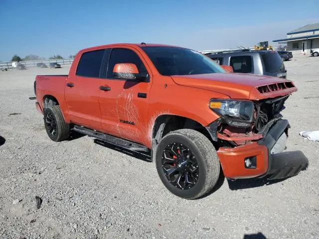 2015 TOYOTA TUNDRA CREWMAX SR5  