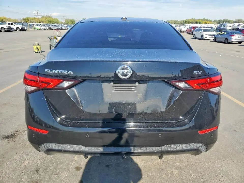 2022 NISSAN SENTRA SV  