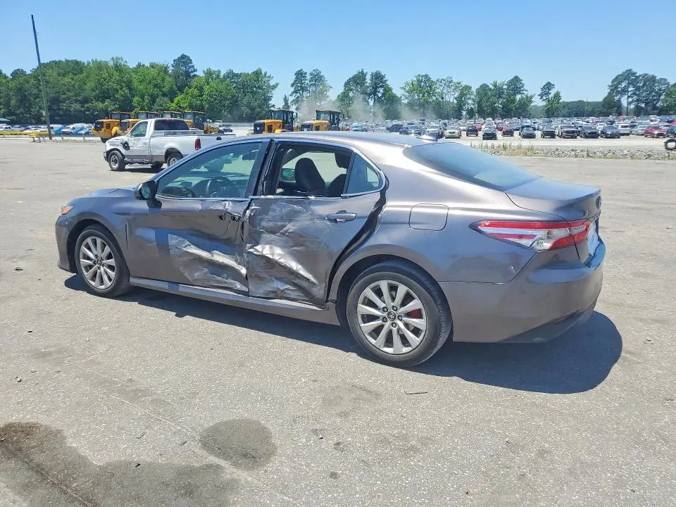2020 TOYOTA CAMRY LE  