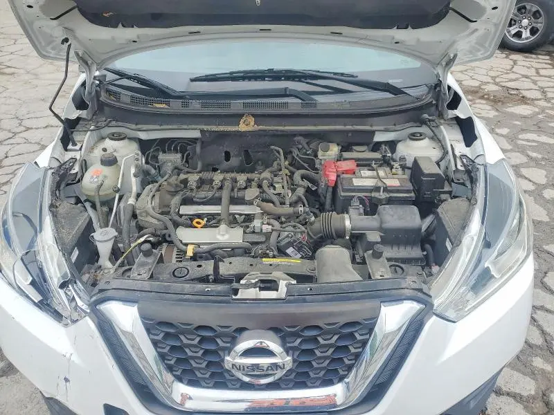 2020 NISSAN KICKS S  