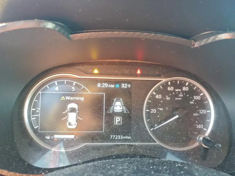 2020 NISSAN VERSA SR  