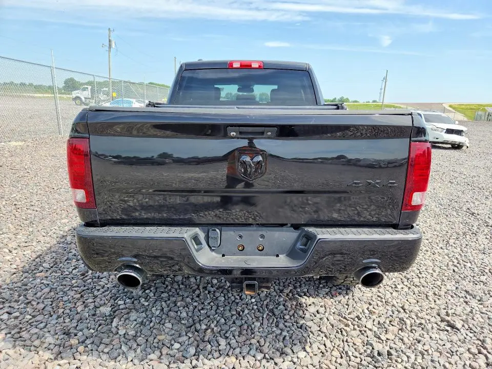 2013 RAM 1500 ST  