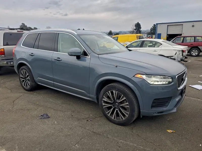 2020 VOLVO XC90 T6 MOMENTUM  