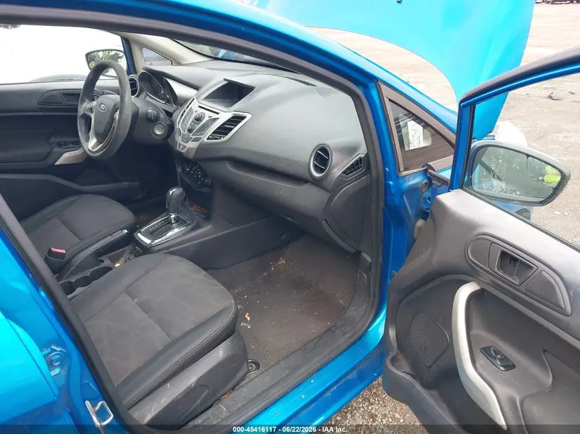 2013 FORD FIESTA SE