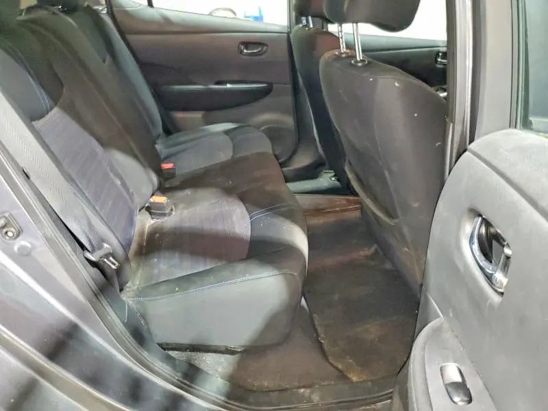 2019 NISSAN LEAF S  