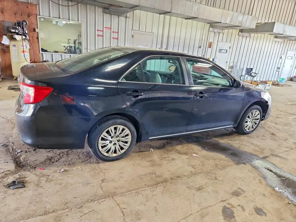 2012 TOYOTA CAMRY LE  