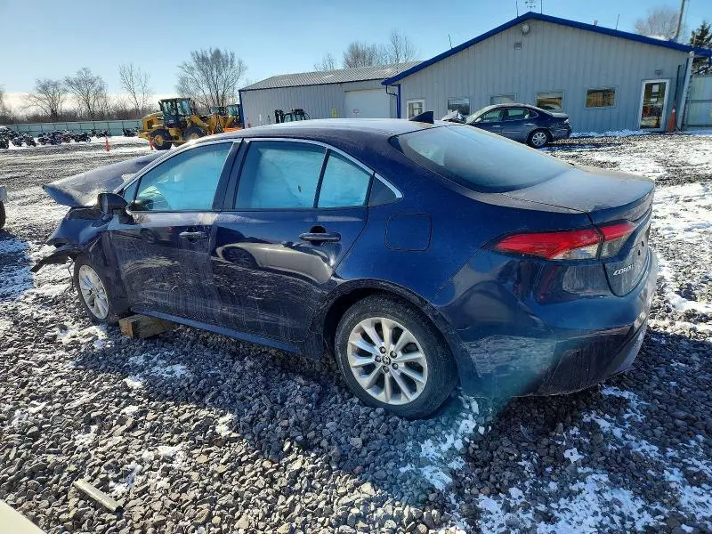 2020 TOYOTA COROLLA XLE  