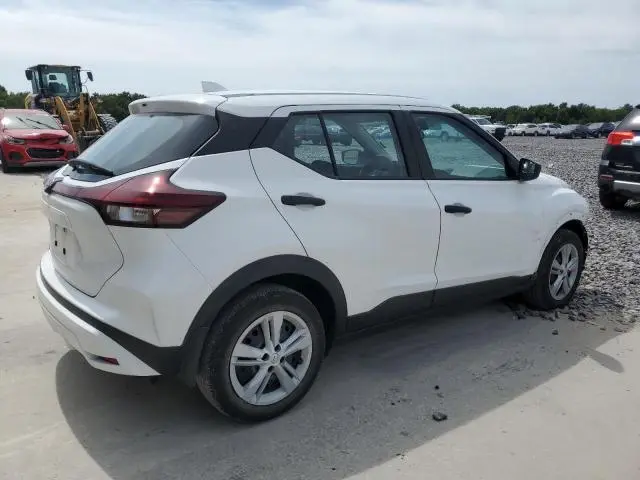 2024 NISSAN KICKS S  