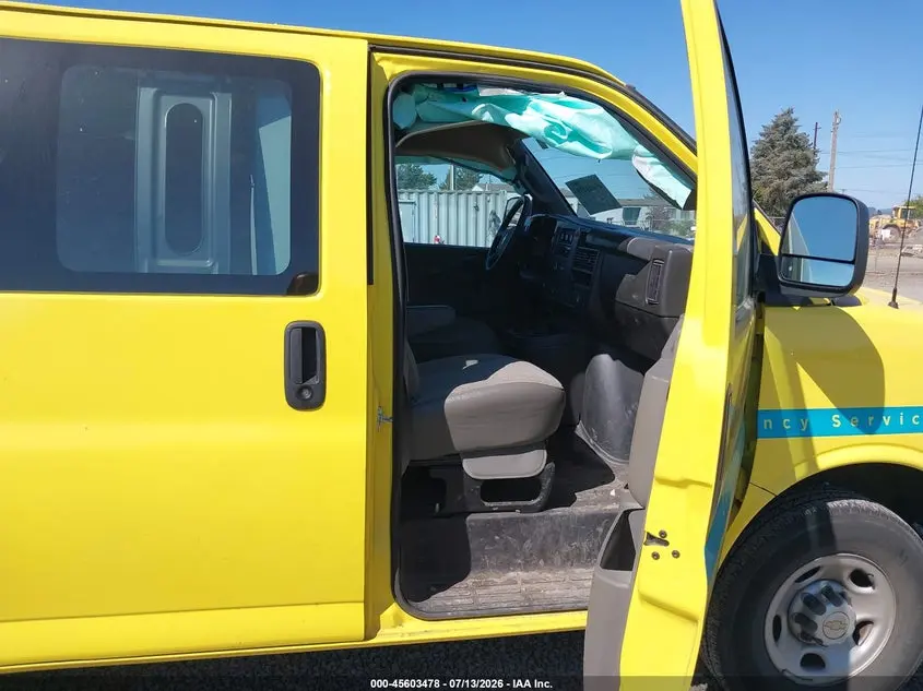 2024 CHEVROLET EXPRESS CARGO RWD 2500 EXTENDED WHEELBASE WT