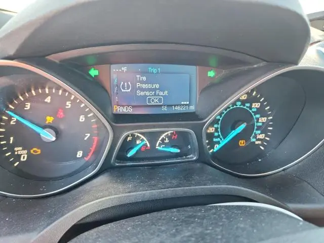 2015 FORD ESCAPE SE  