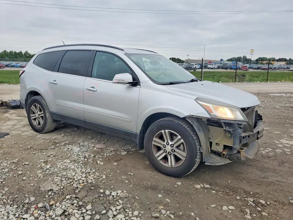 2017 CHEVROLET TRAVERSE LT  