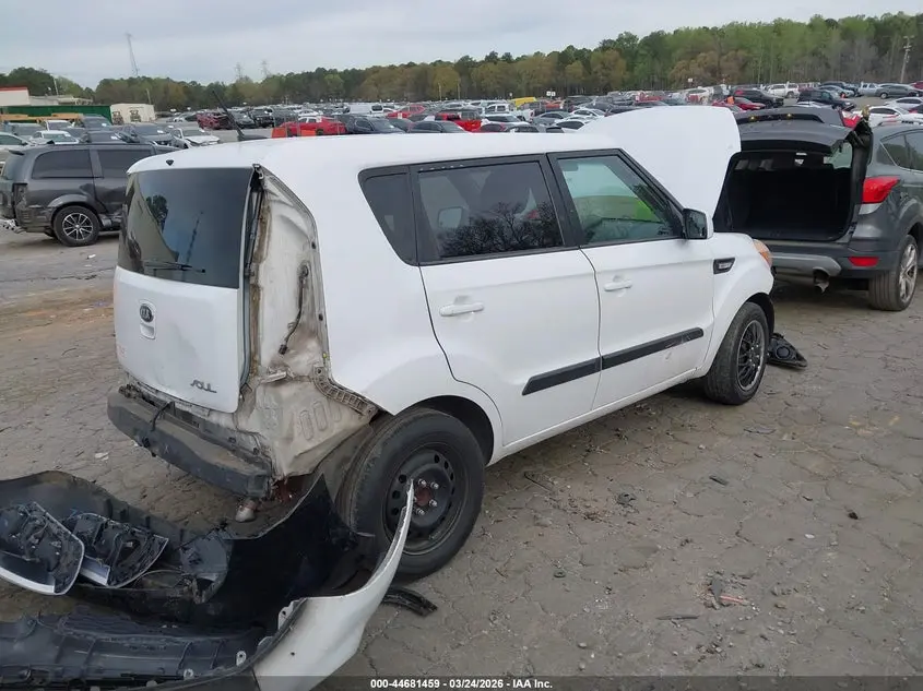 2013 KIA SOUL  