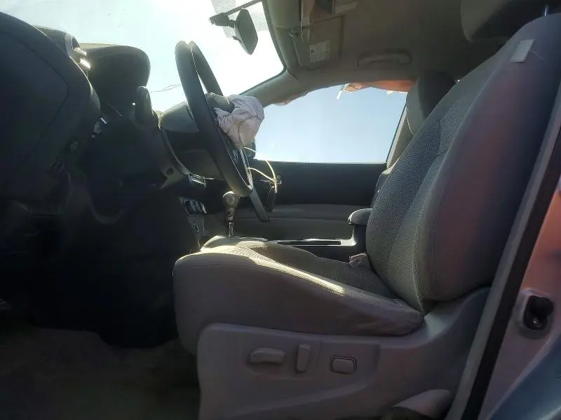 2011 NISSAN ROGUE   