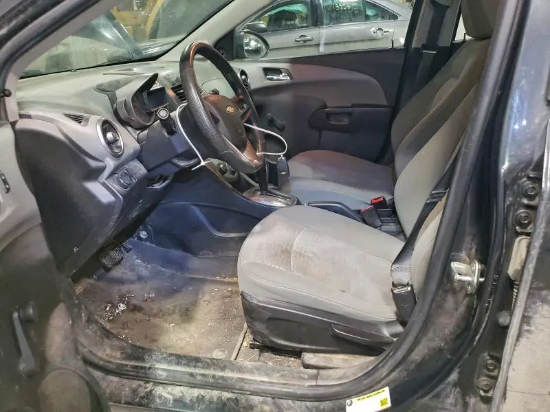 2014 CHEVROLET SONIC LS  