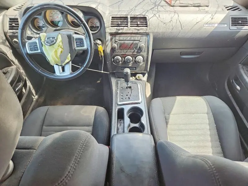 2013 DODGE CHALLENGER SXT  