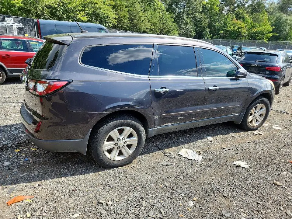 2014 CHEVROLET TRAVERSE LT  