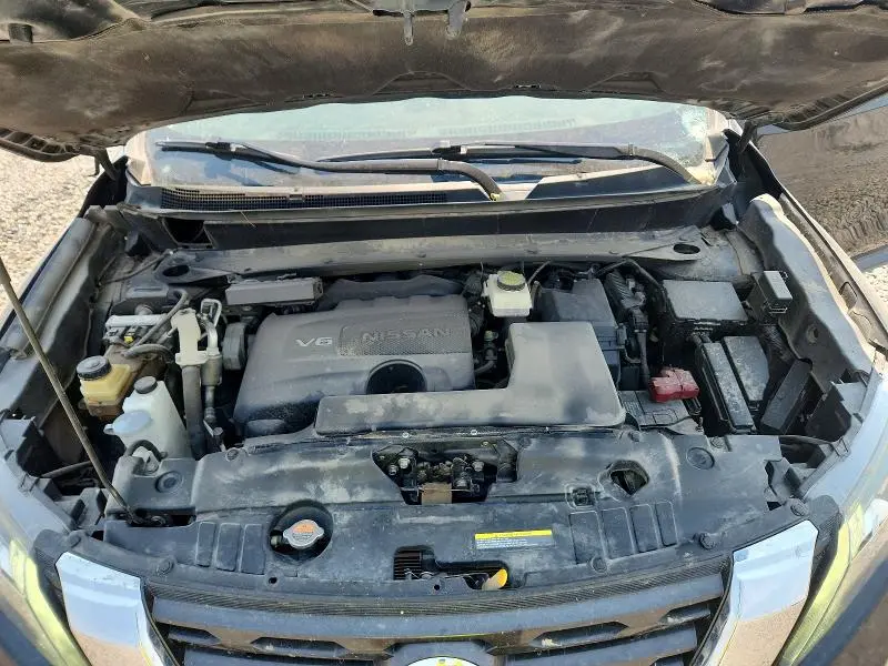 2018 NISSAN PATHFINDER SV  