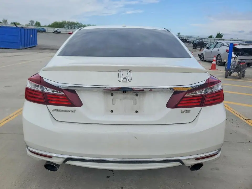2017 HONDA ACCORD EXL  