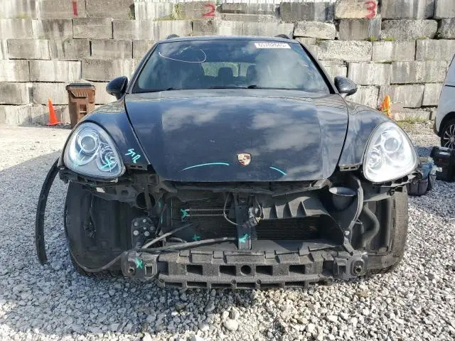 2014 PORSCHE CAYENNE   