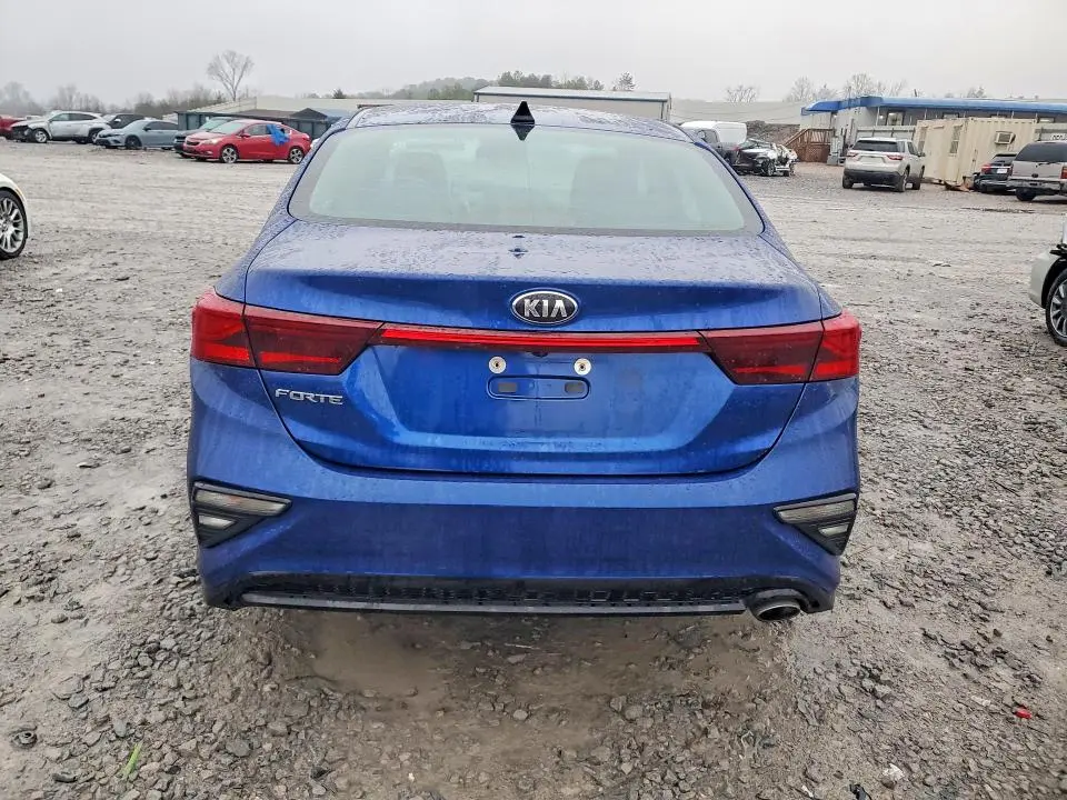 2021 KIA FORTE FE  