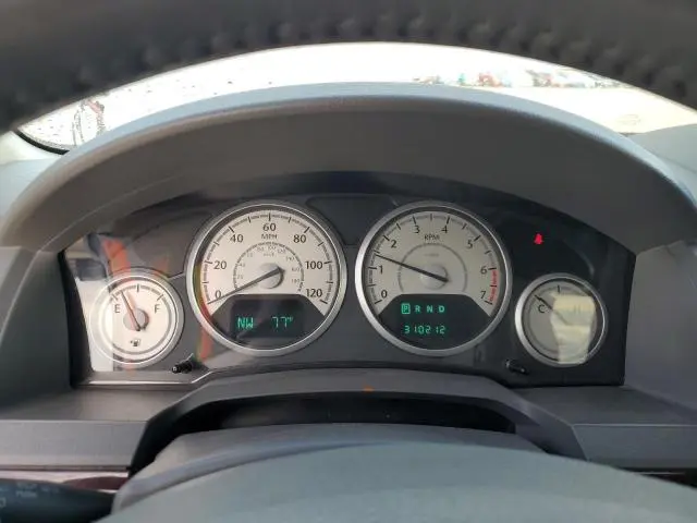 2010 CHRYSLER TOWN & COUNTRY TOURING  