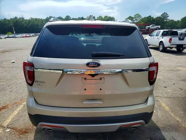 2017 FORD EXPLORER XLT  