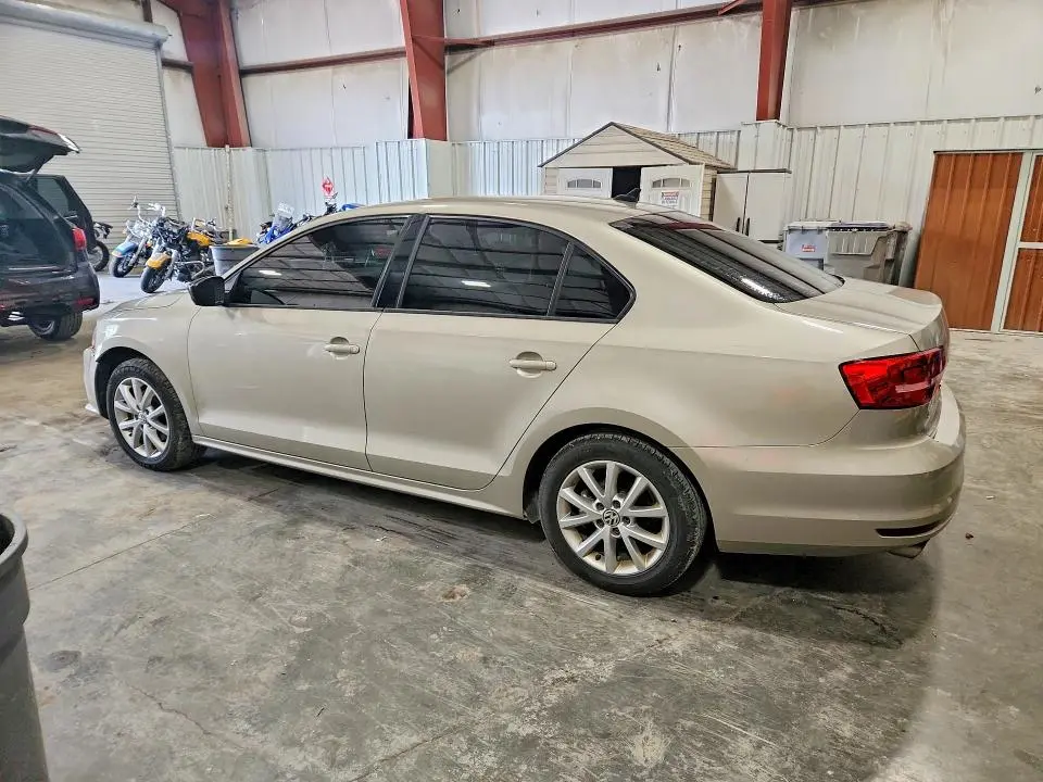 2015 VOLKSWAGEN JETTA SE  