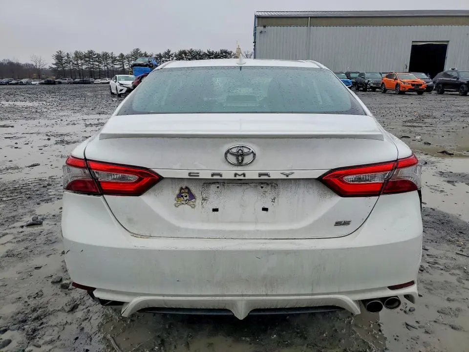 2019 TOYOTA CAMRY L  
