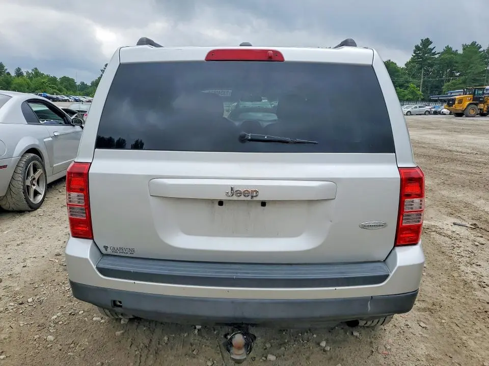 2011 JEEP PATRIOT SPORT  