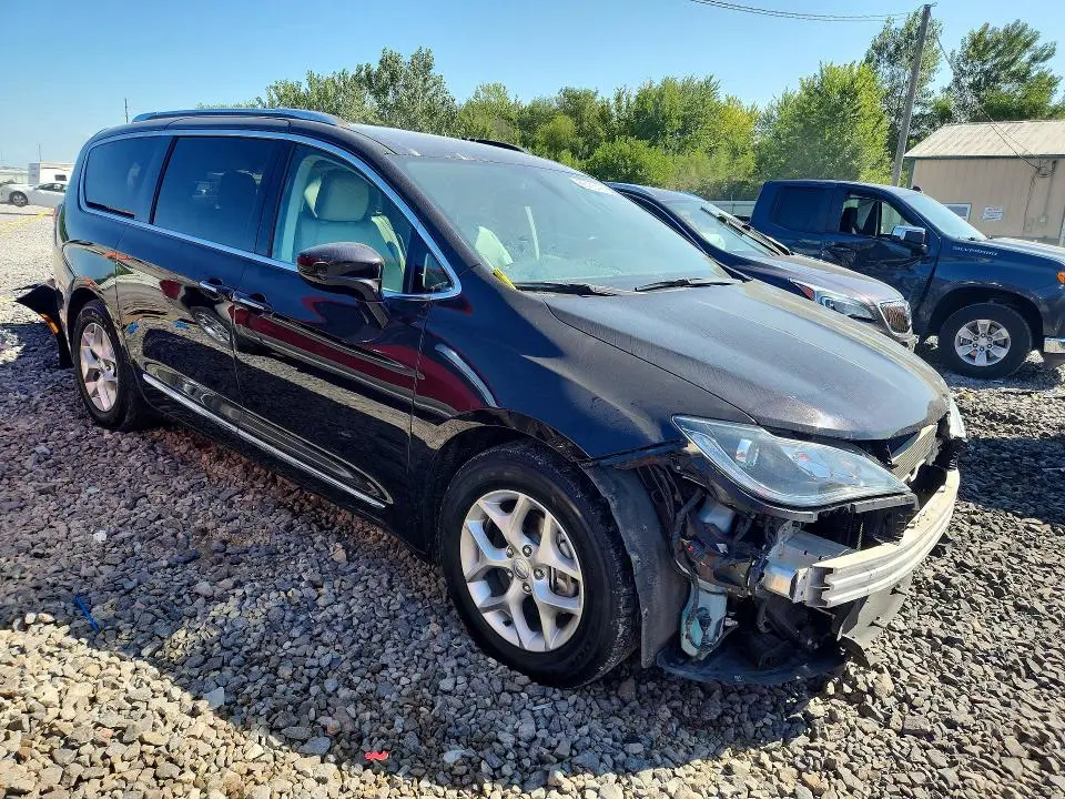 2018 CHRYSLER PACIFICA TOURING L PLUS  
