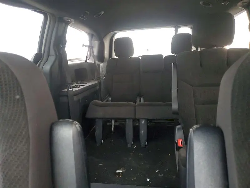 2017 DODGE GRAND CARAVAN SE  