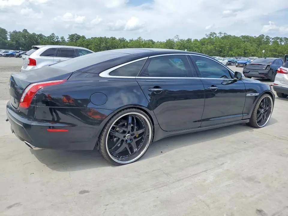 2012 JAGUAR XJL   
