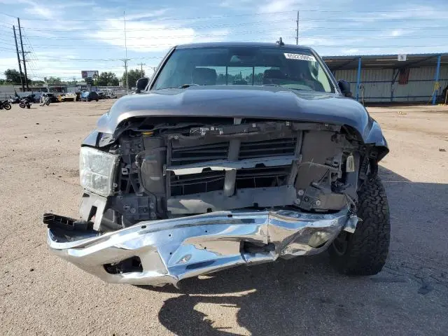 2015 RAM 1500 SLT  
