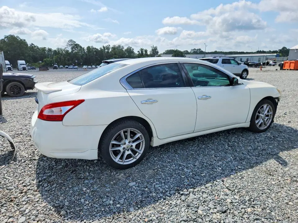 2011 NISSAN MAXIMA 3.5 S  