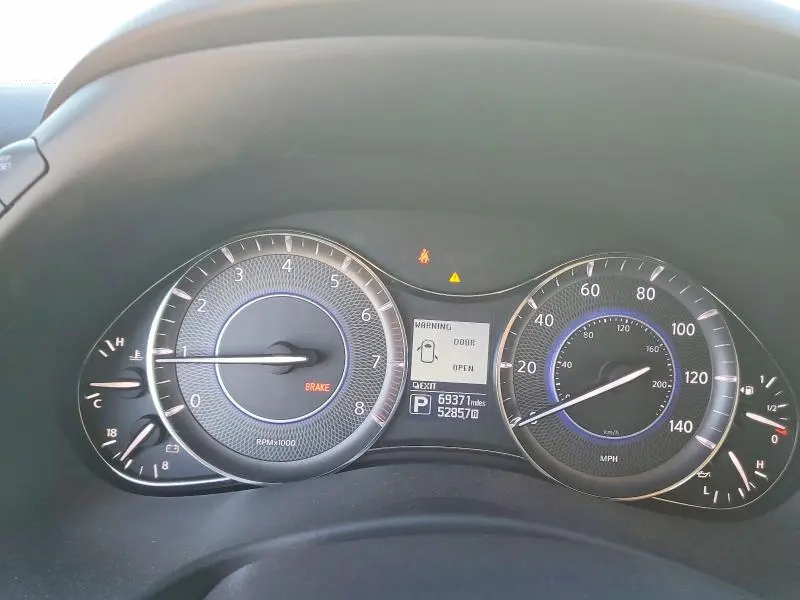 2016 INFINITI QX80 BASE  