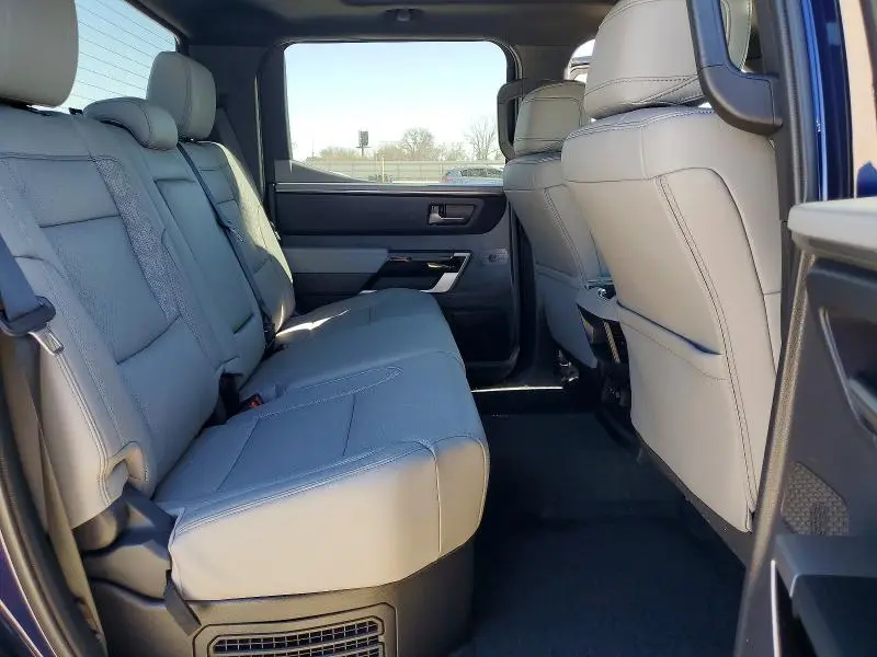 2025 TOYOTA TUNDRA CREWMAX LIMITED  