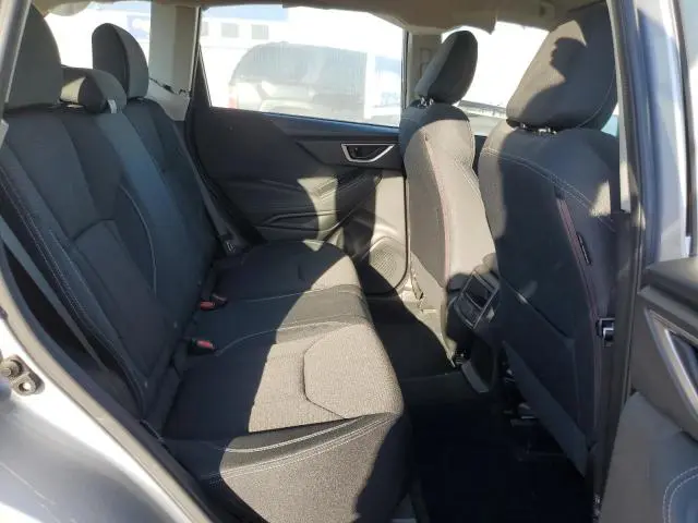 2021 SUBARU FORESTER