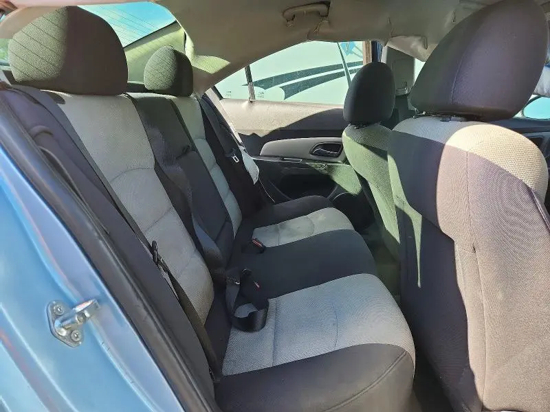 2012 CHEVROLET CRUZE LS  