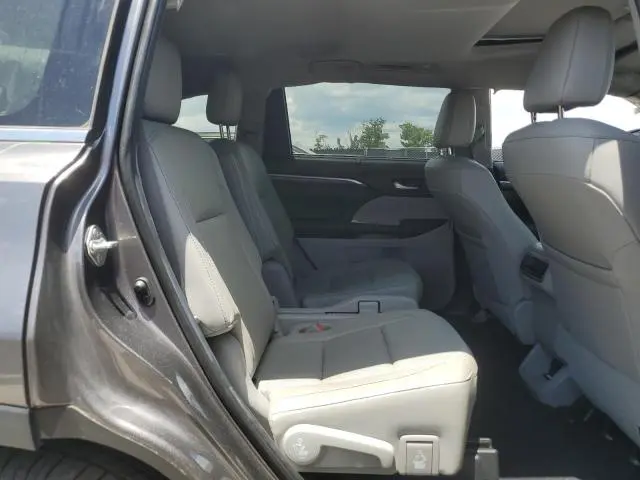 2019 TOYOTA HIGHLANDER HYBRID LIMITED  