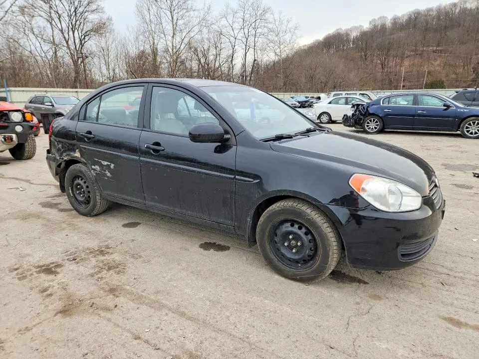 2010 HYUNDAI ACCENT GLS  
