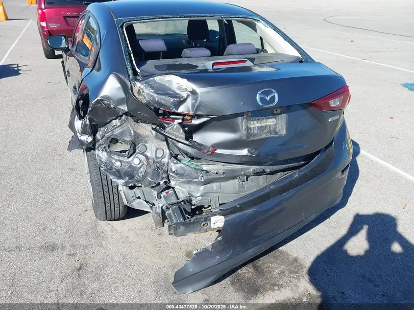 2015 MAZDA MAZDA3 I SV