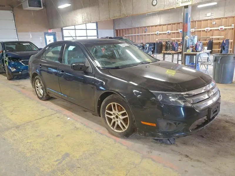 2010 FORD FUSION S  