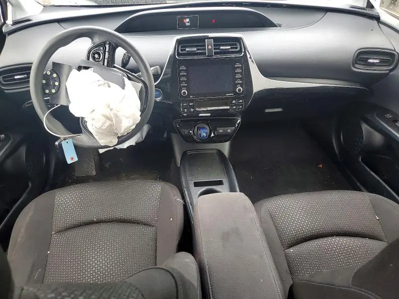 2021 TOYOTA PRIUS LE  