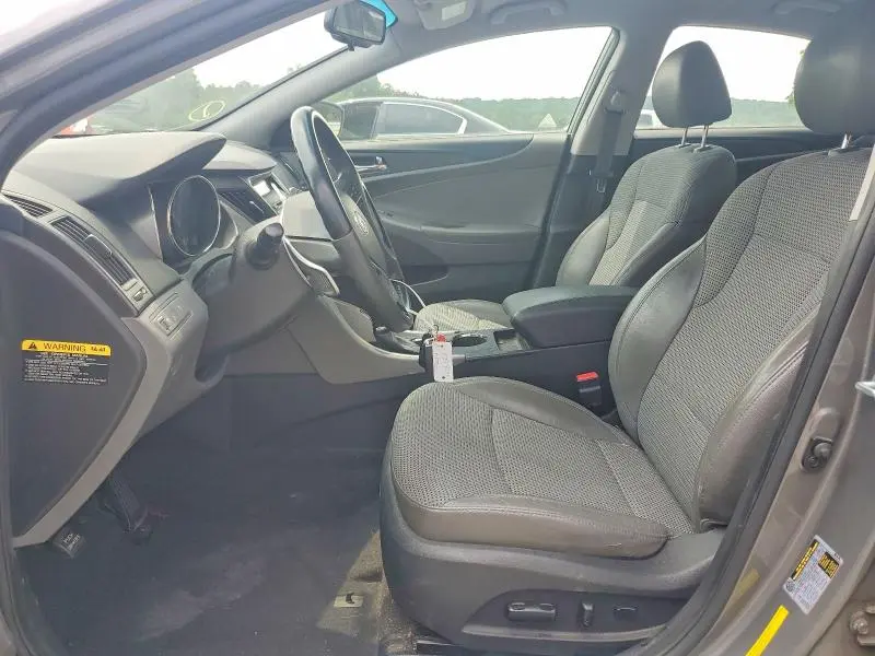 2012 HYUNDAI SONATA SE  