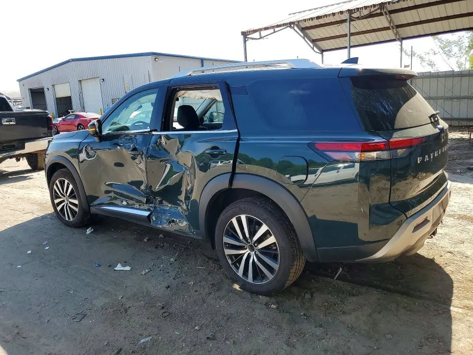 2023 NISSAN PATHFINDER PLATINUM  