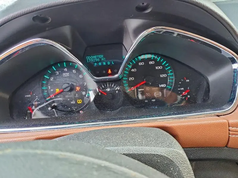 2015 CHEVROLET TRAVERSE LT  