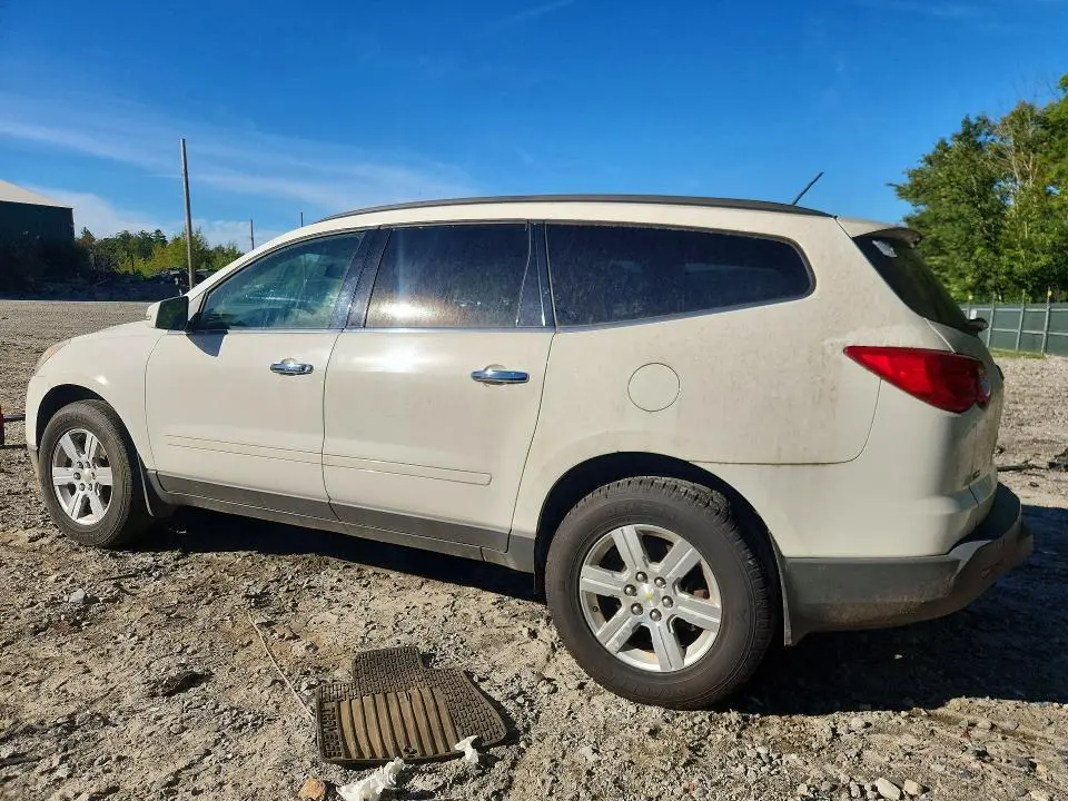 2012 CHEVROLET TRAVERSE LT  