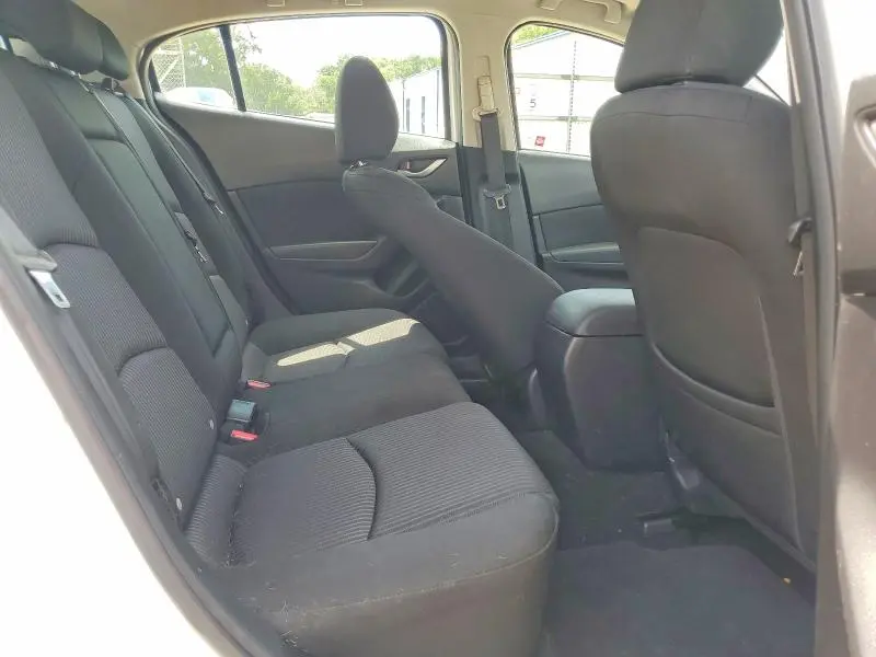 2015 MAZDA 3 TOURING  