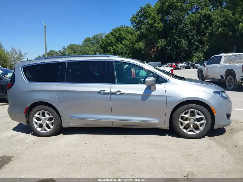 2019 CHRYSLER PACIFICA TOURING L PLUS