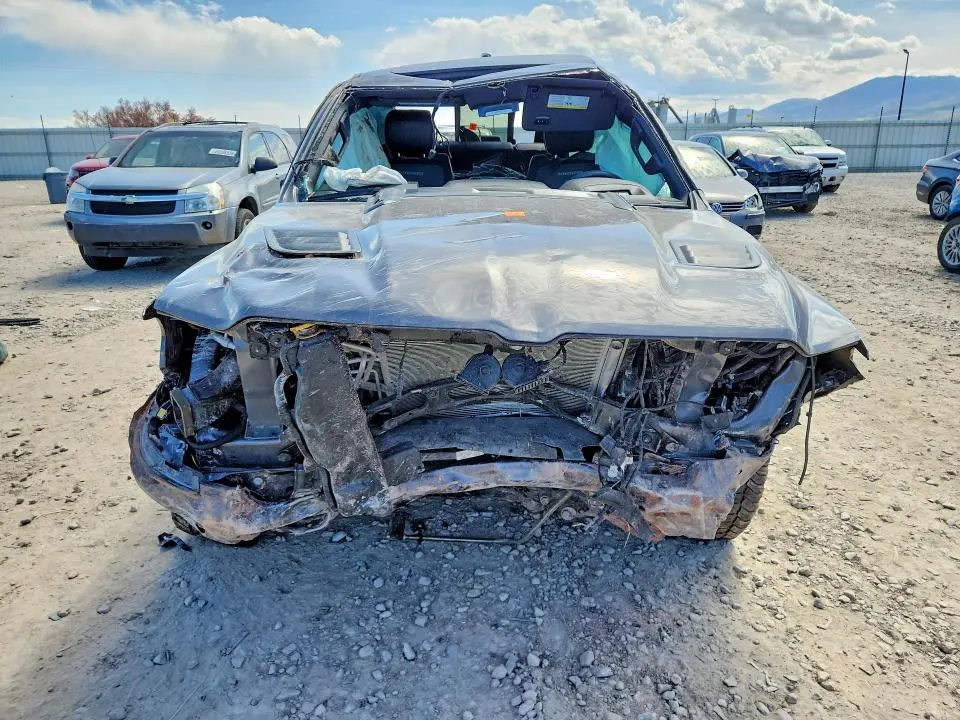 2024 RAM 1500 LARAMIE  